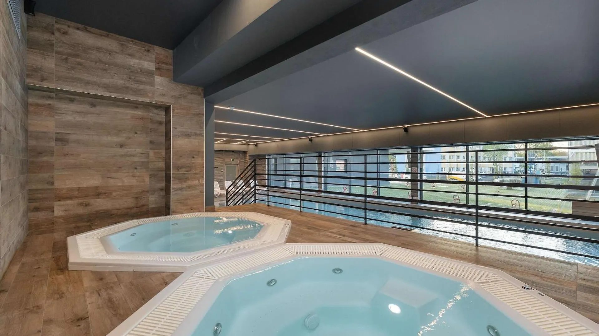 Deluxe Apartament Baltic Wave, Basen, Silownia, Parking By Noclegi Renters Kolobrzeg 0*,  Poland