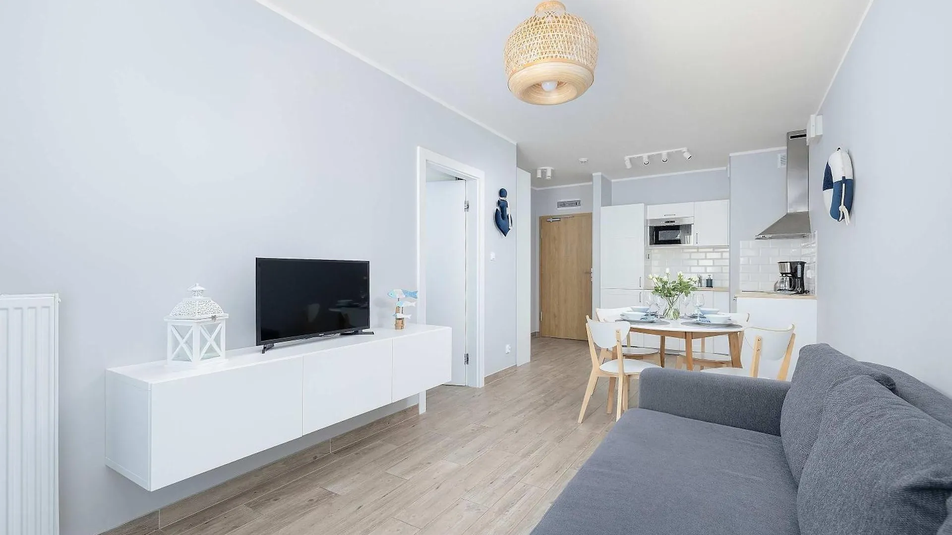 Deluxe Apartament Baltic Wave, Basen, Silownia, Parking By Noclegi Renters Kołobrzeg 0*,  Polonia